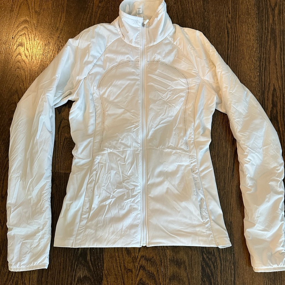 Lululemon jacket size 6